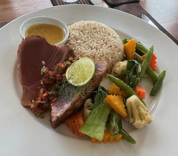 Grilled Tuna Steak at Café Samaya